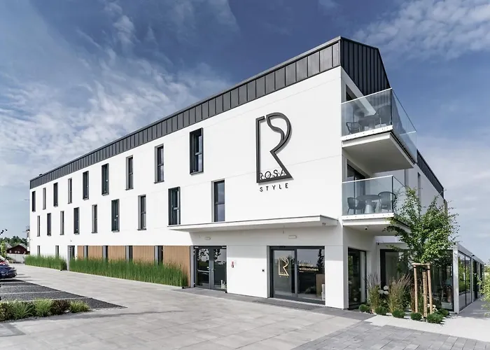 Rosa Style Rowy (Pomerania)