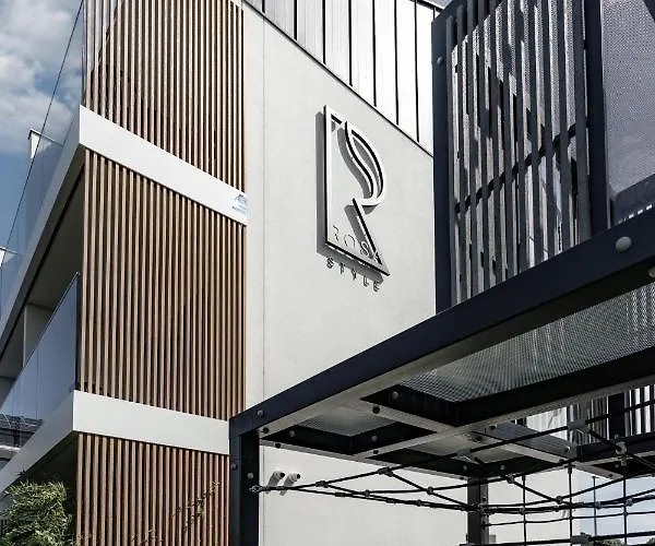 Rosa Style Rowy (Pomerania)